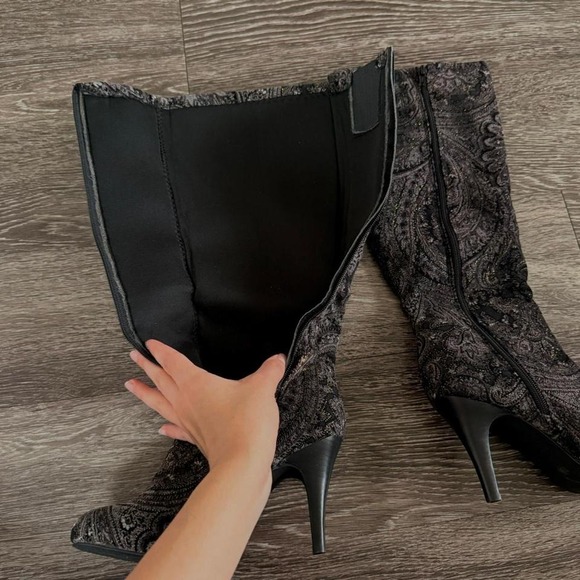 Early 2000s Black Paisley Tapestry Knee-High Boots - Picture 8 of 9